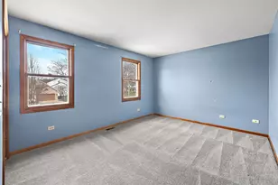 2176 Jordan Ln, Elgin, IL 60123 - Photo 30