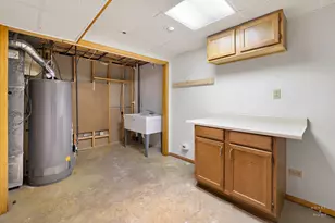 2176 Jordan Ln, Elgin, IL 60123 - Photo 40