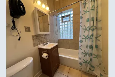 1336 W Farwell Avenue #2E, Chicago, IL 60626 - Photo 6