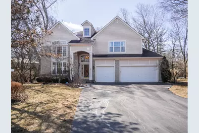 33 River Oaks Circle E, Buffalo Grove, IL 60089 - Photo 1