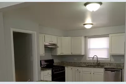 656 Saginaw Avenue, Calumet City, IL 60409 - Photo 8