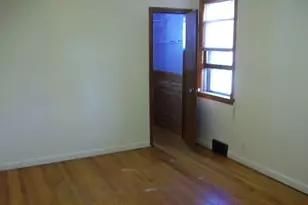 2433 S Keystone Ave, North Riverside, IL 60546 - Photo 8