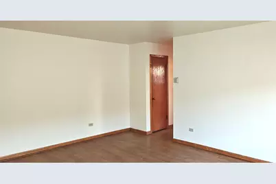 2412 N 76th Avenue #3W, Elmwood Park, IL 60707 - Photo 4