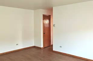 2412 N 76th Ave, Elmwood Park, IL 60707 - Photo 4