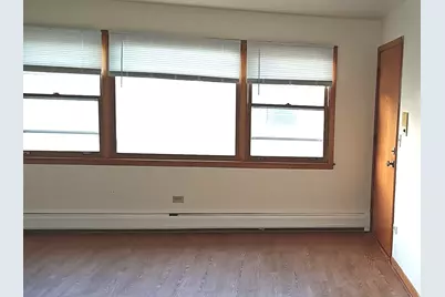 2412 N 76th Avenue #3W, Elmwood Park, IL 60707 - Photo 2