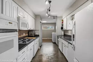 3S328 Juniper Ln, Glen Ellyn, IL 60137 - Photo 8
