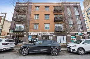 1555 W School St, Chicago, IL 60657 - Photo 1