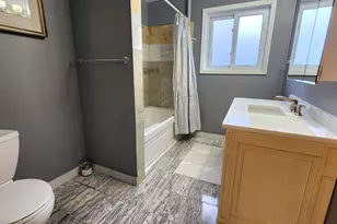 [Address not provided], Skokie, IL 60076 - Photo 14