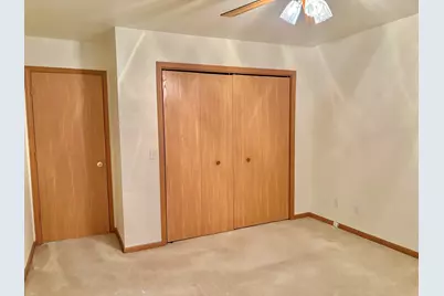 2100 Fox Chase Drive, Ottawa, IL 61350 - Photo 18