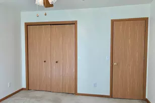 2100 Fox Chase Dr, Ottawa, IL 61350 - Photo 20