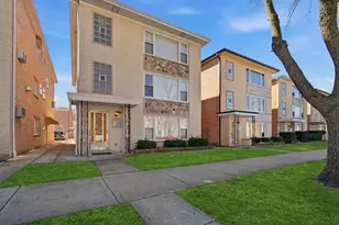 8645 W Summerdale Ave, Chicago, IL 60656 - Photo 22