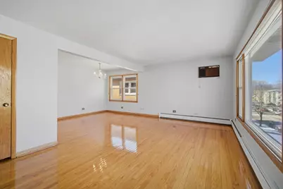 8645 W Summerdale Avenue #3, Chicago, IL 60656 - Photo 4