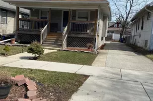 1833 S 4th Ave, Maywood, IL 60153 - Photo 2