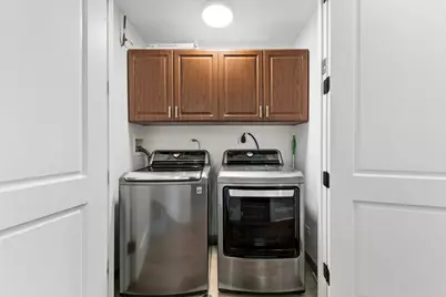 1460 W Byron Street, Chicago, IL 60613 - Photo 20