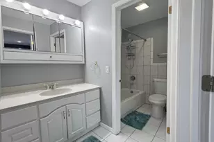 1527 Mohawk Trail, Wheeling, IL 60090 - Photo 12