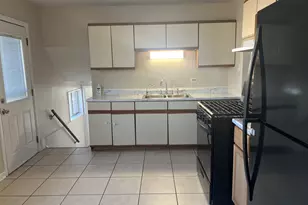 319 Gentry St, Park Forest, IL 60466 - Photo 4