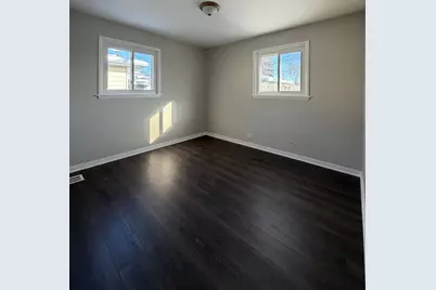 155 W Wayne Place, Wheeling, IL 60090 - Photo 12