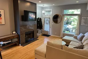 957 W Montana St, Chicago, IL 60614 - Photo 4