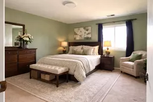 1542 Heather Ct, Wheeling, IL 60090 - Photo 8