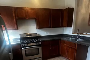 527 W 76th St, Chicago, IL 60620 - Photo 4