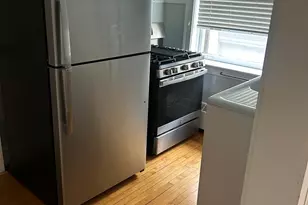 811 Judson Ave, Evanston, IL 60202 - Photo 4