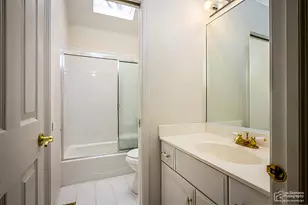 16W 536 58th St, Clarendon Hills, IL 60514 - Photo 28