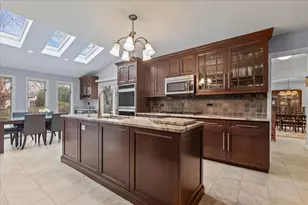 1632 Longvalley Dr, Northbrook, IL 60062 - Photo 4