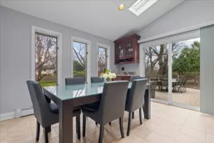 1632 Longvalley Dr, Northbrook, IL 60062 - Photo 6