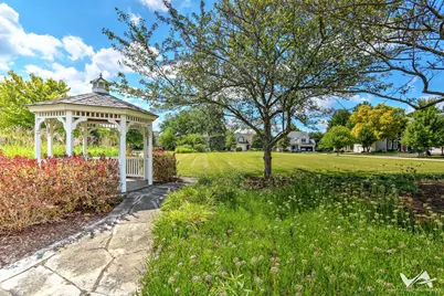 39W700 Green Place, Geneva, IL 60134 - Photo 8