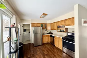 635 Morton St, Hoffman Estates, IL 60169 - Photo 2