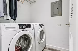 125 Cleveland Ct, Schaumburg, IL 60193 - Photo 20