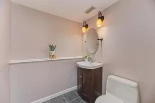 182 Lockwood Ln, Bloomingdale, IL 60108 - Photo 24