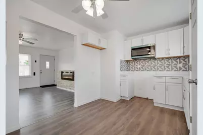 379 Hickory Street, Chicago Heights, IL 60411 - Photo 6