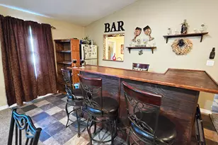 614 E Superior St, Irvington, IL 62848 - Photo 10