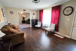 614 E Superior St, Irvington, IL 62848 - Photo 24