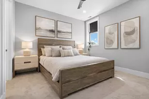 2438 N Western Ave, Chicago, IL 60647 - Photo 12