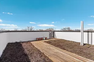 2438 N Western Ave, Chicago, IL 60647 - Photo 26