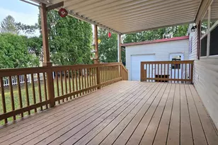 601 Lindenwood Dr, Belvidere, IL 61008 - Photo 6