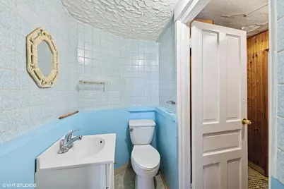 2144 W Montrose Avenue #G, Chicago, IL 60618 - Photo 10