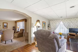 1010 W Elm St, Arlington Heights, IL 60004 - Photo 8