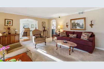 1010 W Elm Street, Arlington Heights, IL 60004 - Photo 4