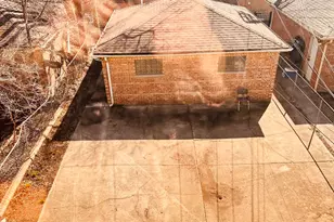 2823 W 71st St, Chicago, IL 60629 - Photo 18