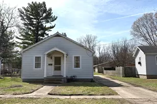 1009 Bernstein St, Streator, IL 61364 - Photo 1