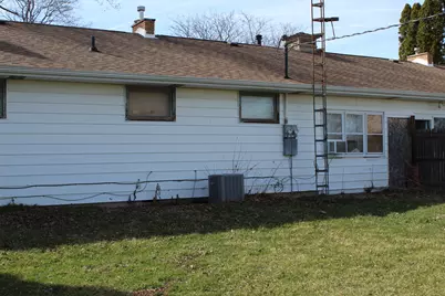 402 N East Street, Somonauk, IL 60552 - Photo 10