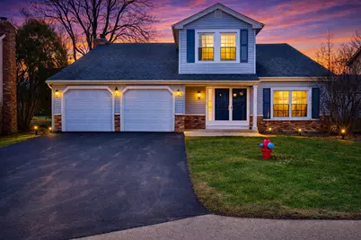 651 White Court, Gurnee, IL 60031 - Photo 1