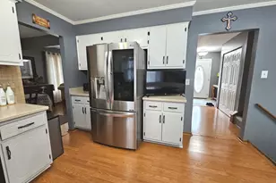 12840 S Blossom Dr, Alsip, IL 60803 - Photo 8