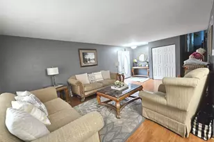 12840 S Blossom Dr, Alsip, IL 60803 - Photo 4