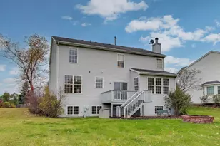 697 Providence Ln, Lindenhurst, IL 60046 - Photo 26