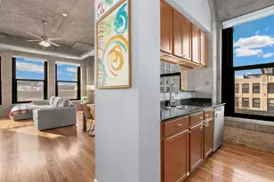 1151 W 15th St, Chicago, IL 60608 - Photo 14