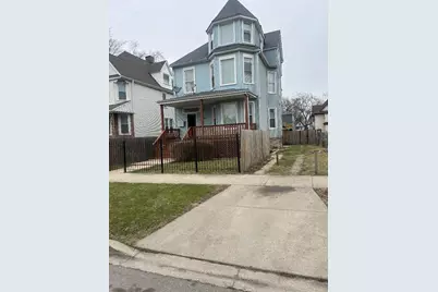 329 N Lorel Avenue, Chicago, IL 60644 - Photo 1